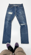 Levi’s jeans distressed