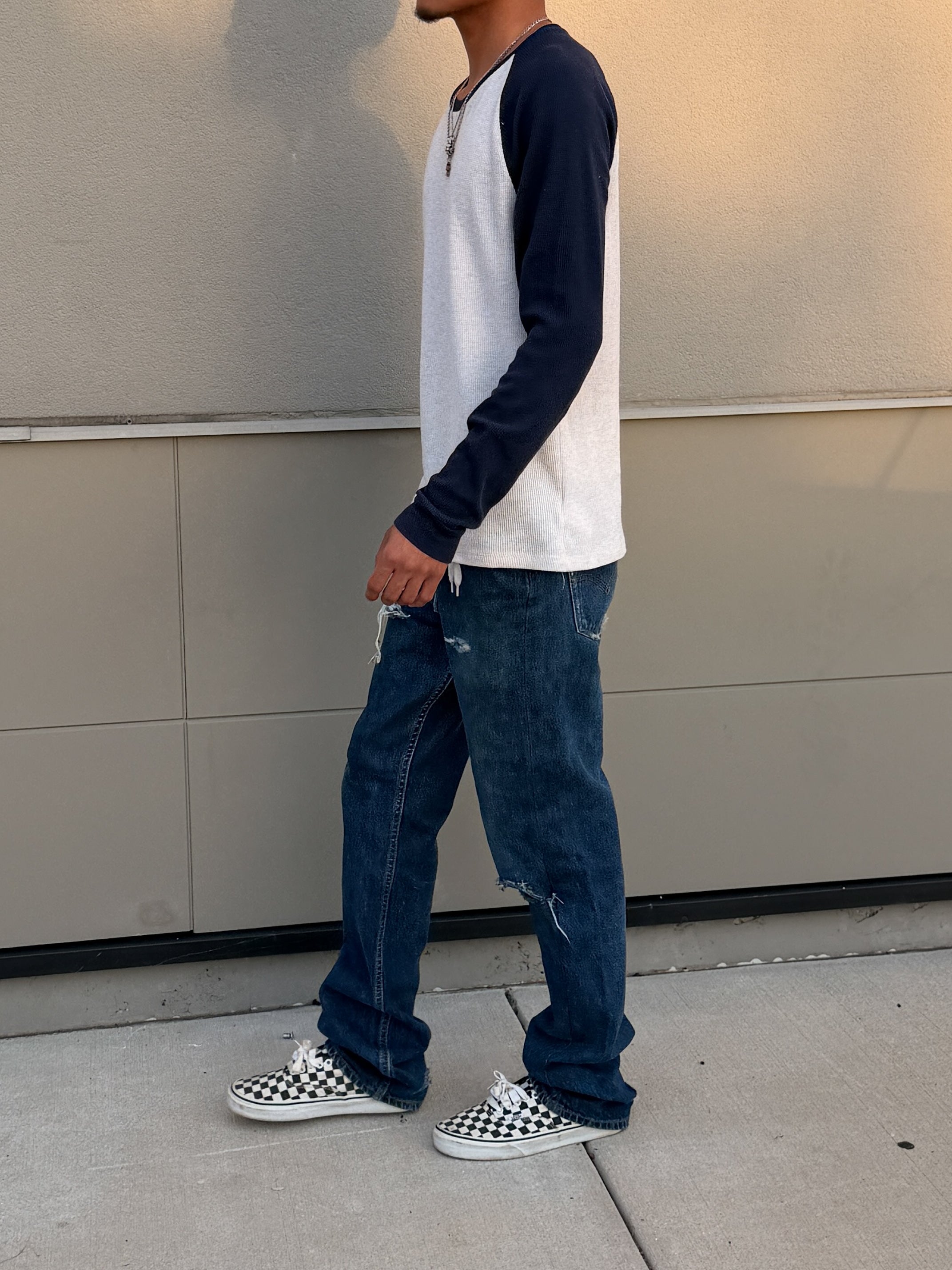 Levi’s jeans distressed